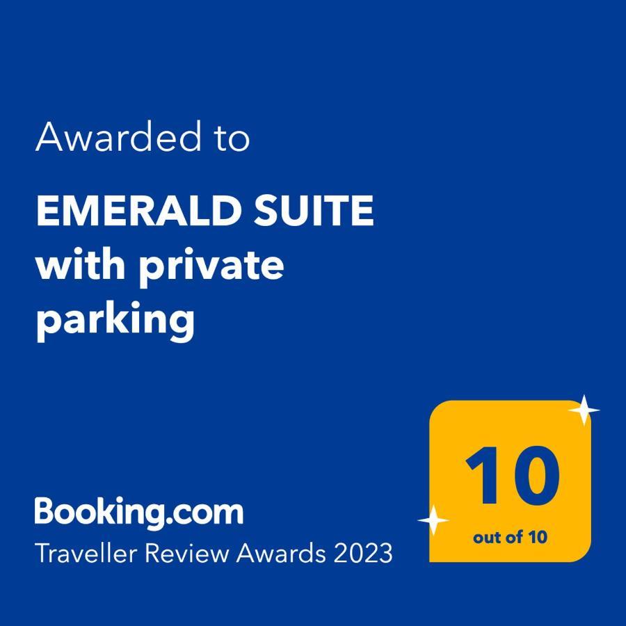 Emerald Suite With Private Parking 바르나 외부 사진